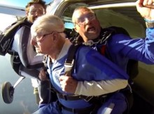 101-year-oldest-tandem-parachute-jump