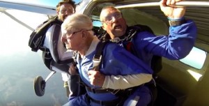 101-year-oldest-tandem-parachute-jump